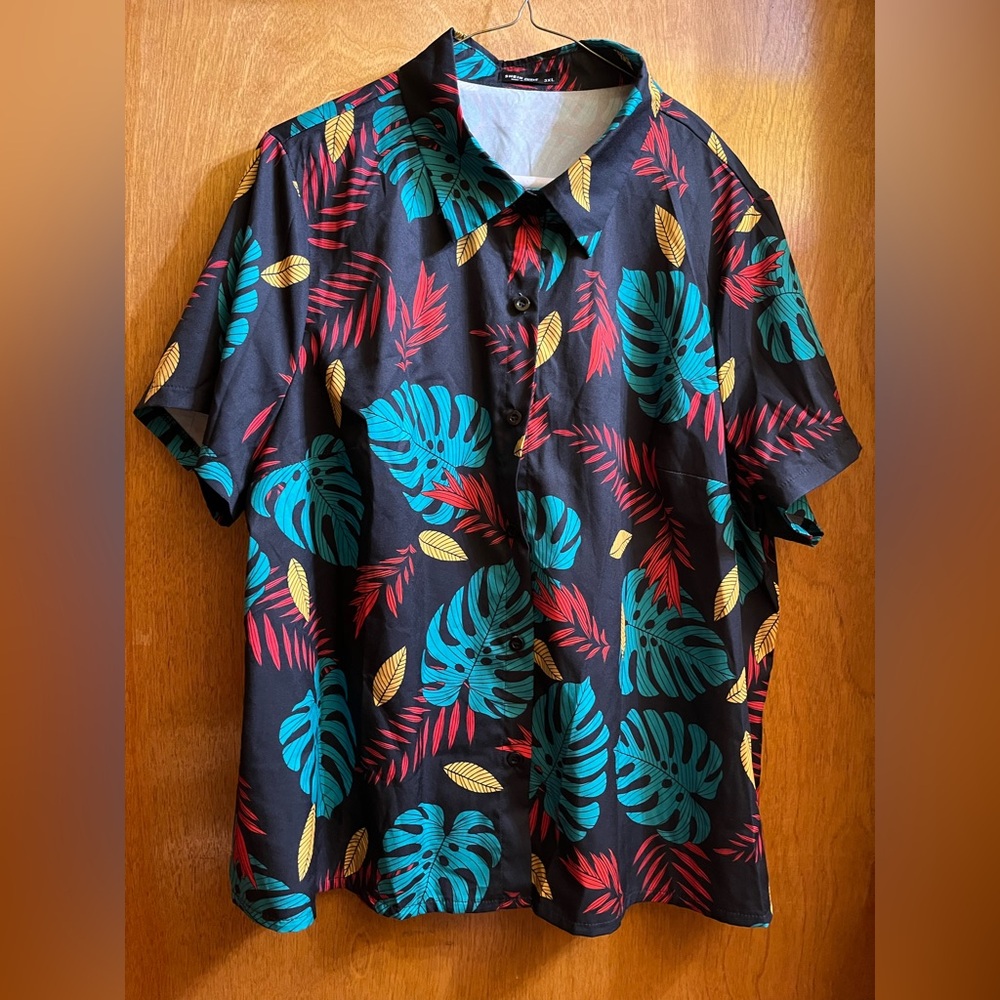 Tropical Leaf Print Shirt and Shorts Set